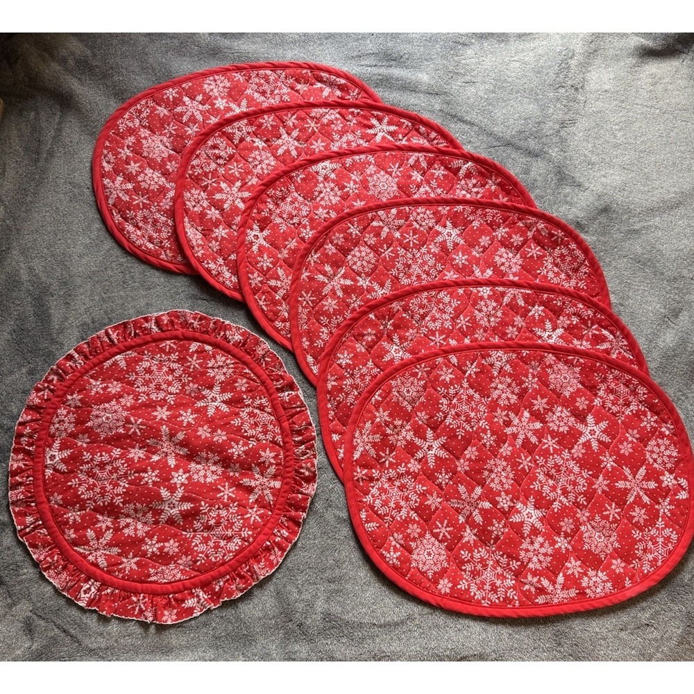 Set Of 4 Homemade Christmas Snowflakes Quilted Ruffled Red Placemats Centerpiece